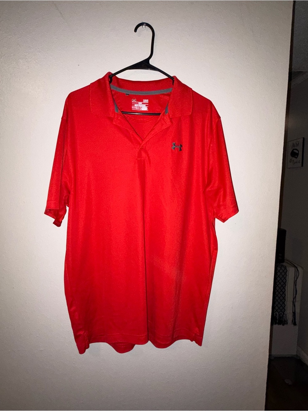 Under Armour Men’s Red Lightweight HeatGear Shirt Jacket
